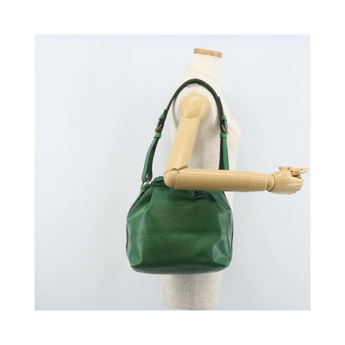 Sac Porté Épaule Louis Vuitton Petit Noe Medium Cuir - Vert