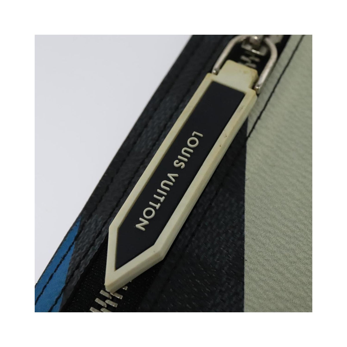 Bolso de hombro Louis Vuitton Pochette Phone de lona - Gris