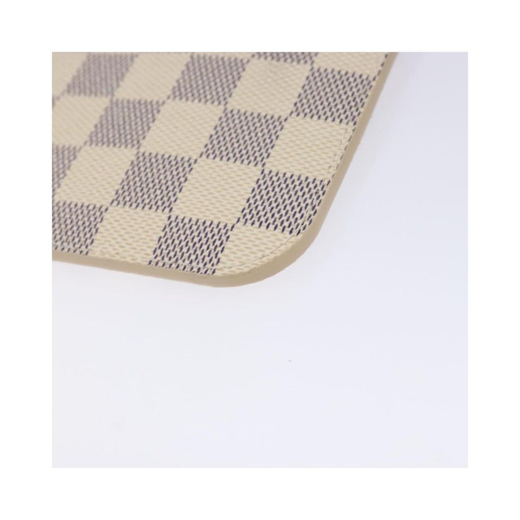 Louis Vuitton - Neverfull MM pouch in canvas - White