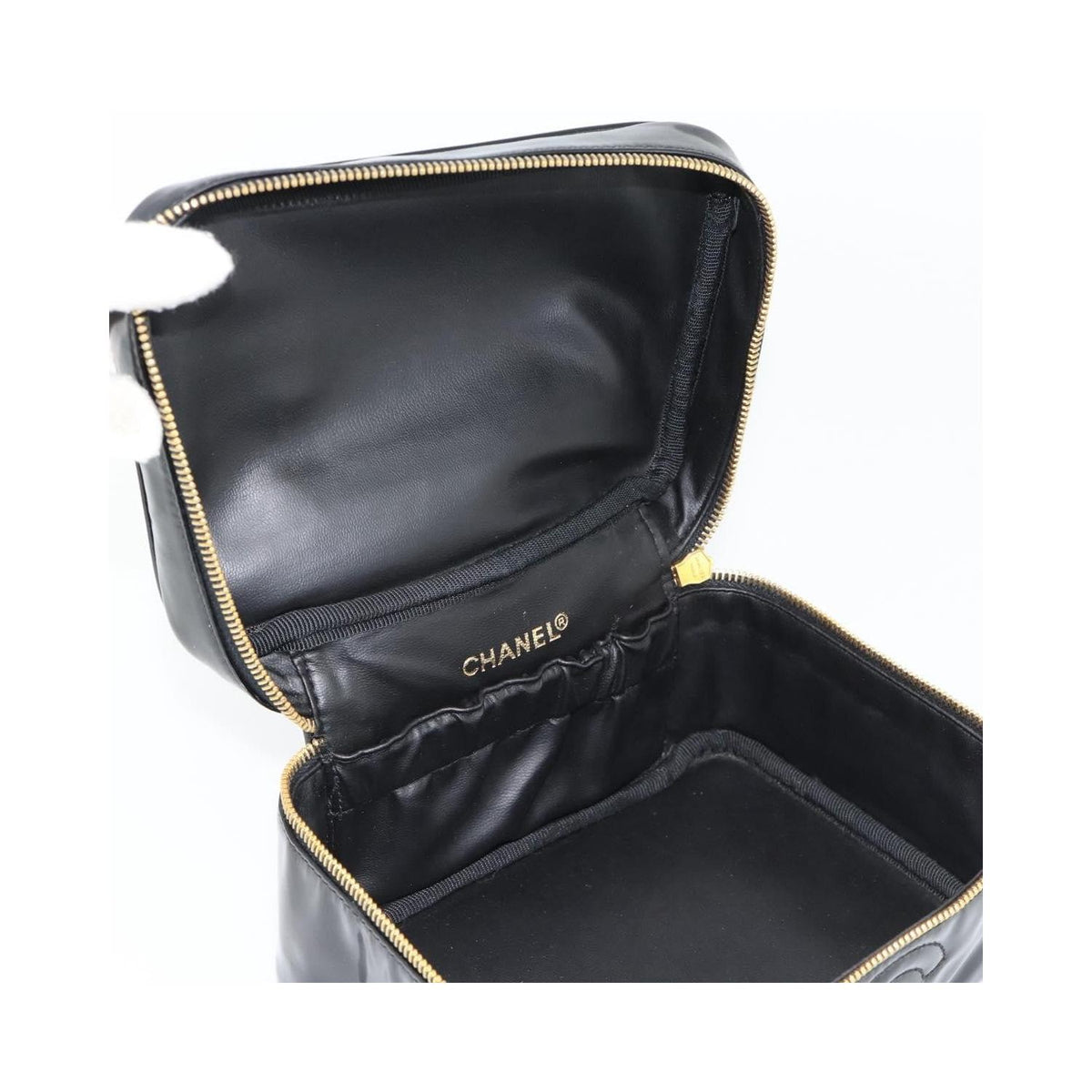 Sac À Main Chanel Vintage Timeless Cosmetic Case Small Cuir Verni - Noir