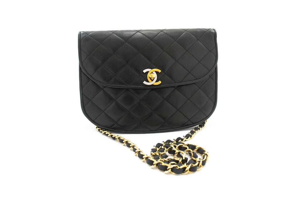 Chanel - Borsa a spalla vintage con patta rotonda, piccola, in pelle - Nero
