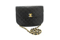 Chanel - Borsa a spalla vintage con patta rotonda, piccola, in pelle - Nero