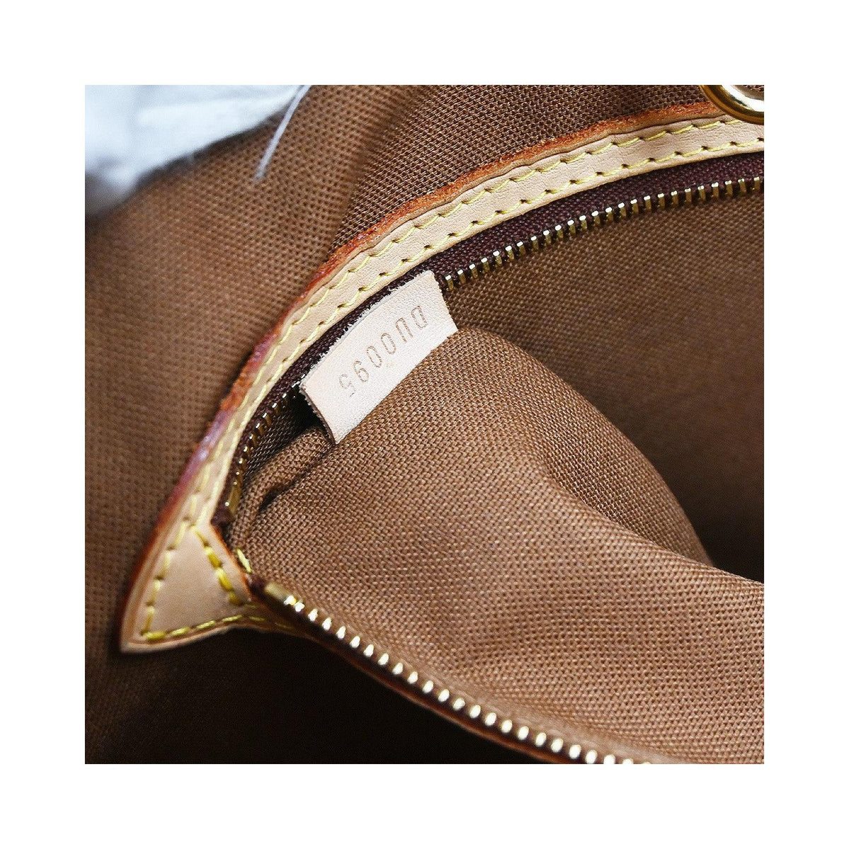 Sac Porté Épaule Louis Vuitton Batignolles Horizontal Toile - Marron