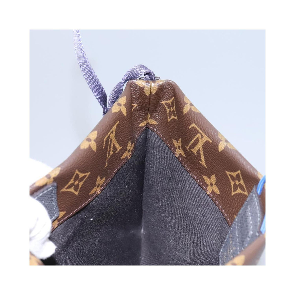 Sac Porté Épaule Louis Vuitton Outdoor Medium Toile - Bleu