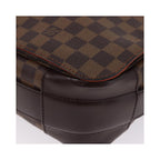 Sac Porté Épaule Louis Vuitton Bastille Toile - Marron