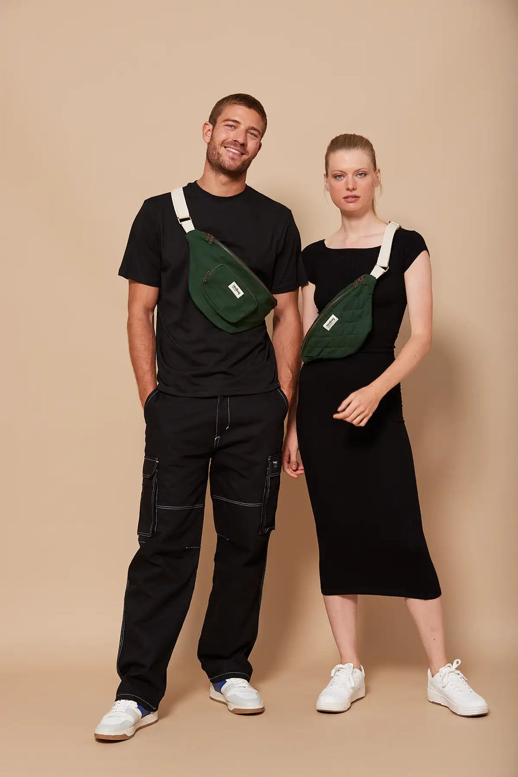 Quiltad magväska Olivia Grangrön Hindbag2