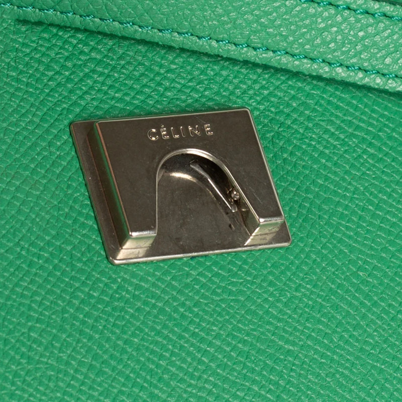 sac de seconde main belt celine en cuir vert défaut 1