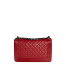 sac de seconde main boy chanel  en cuir rouge dos