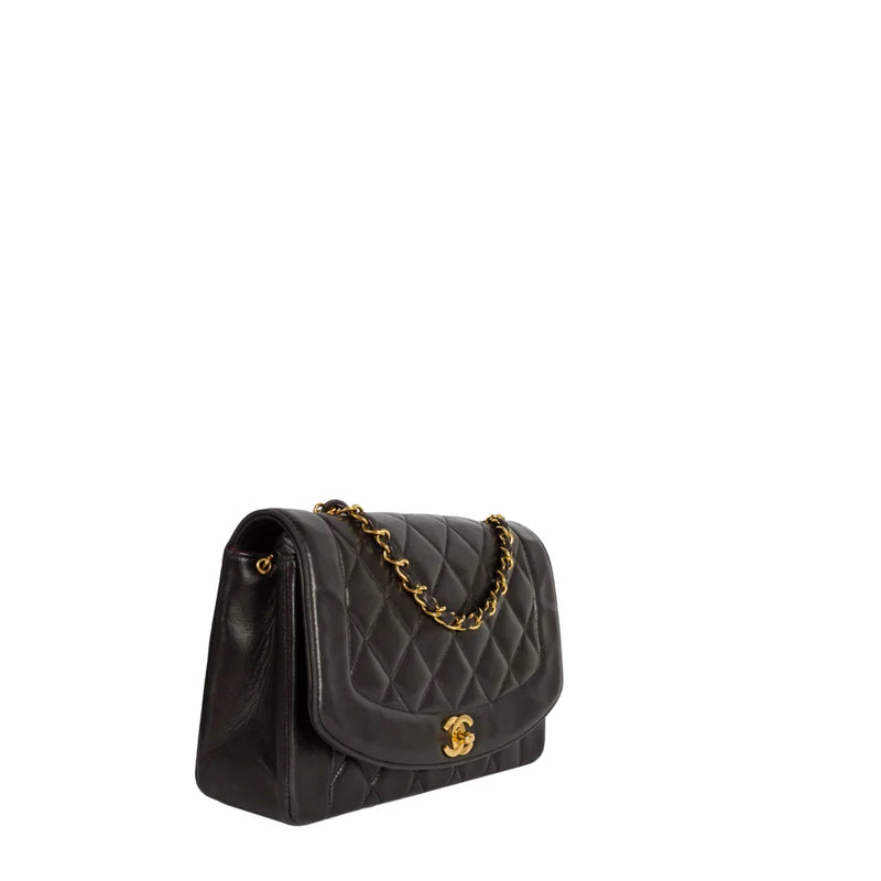 sac de seconde main diana  chanel  en cuir noir côté