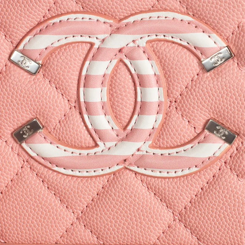 sac de seconde main filigree chanel  en cuir rose défaut 1