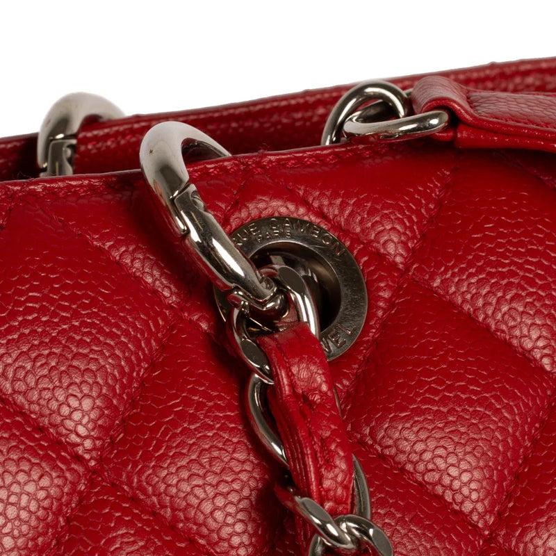 sac de seconde main gst chanel en cuir rouge défaut 1