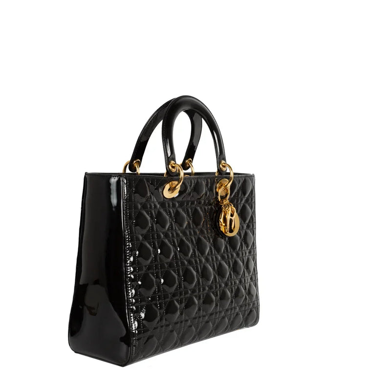 sac de seconde main lady dior en cuir verni noir côté