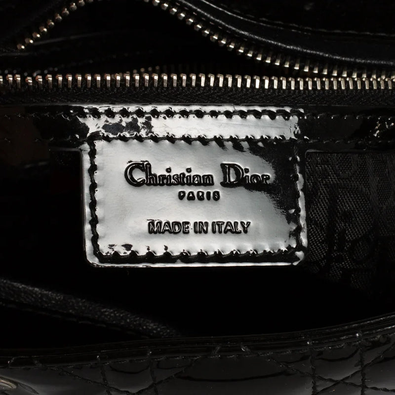 sac de seconde main lady  dior en cuir verni noir label