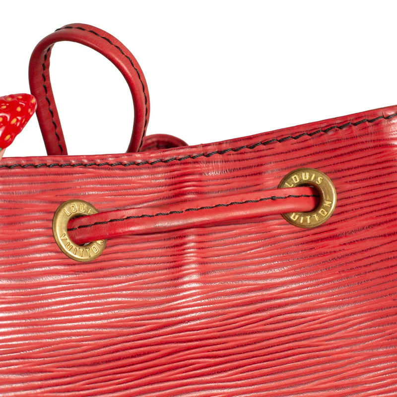 sac de seconde main noé louis vuitton en cuir épi rouge défaut 1