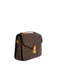 sac de seconde main pochette métis louis vuitton en toile monogramme marron côté