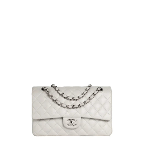 sac de seconde main timeless chanel  en cuir gris face