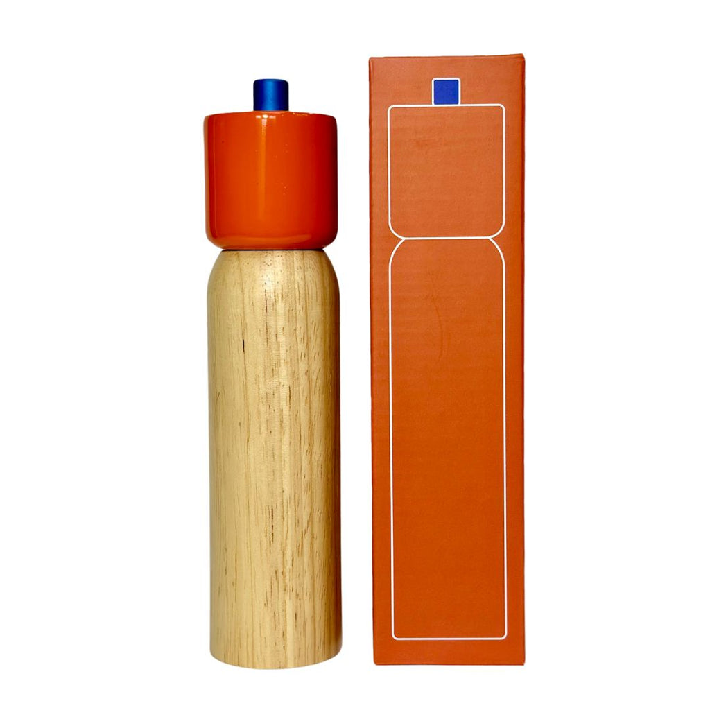 salero pimentero Woodie Maegen madera, naranja y azul