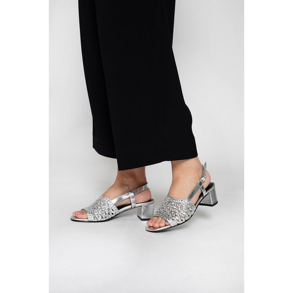 White Sun - Emmy Heeled Sandals - Goat Silver (Canné) - Silver