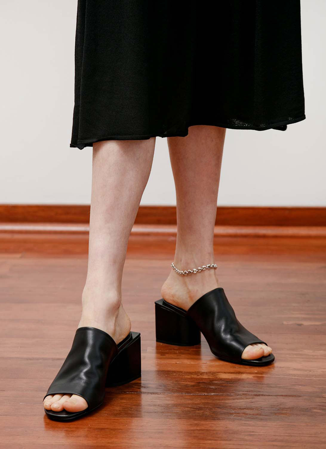 Clergerie - Edith Mule Sandals - Black - Women