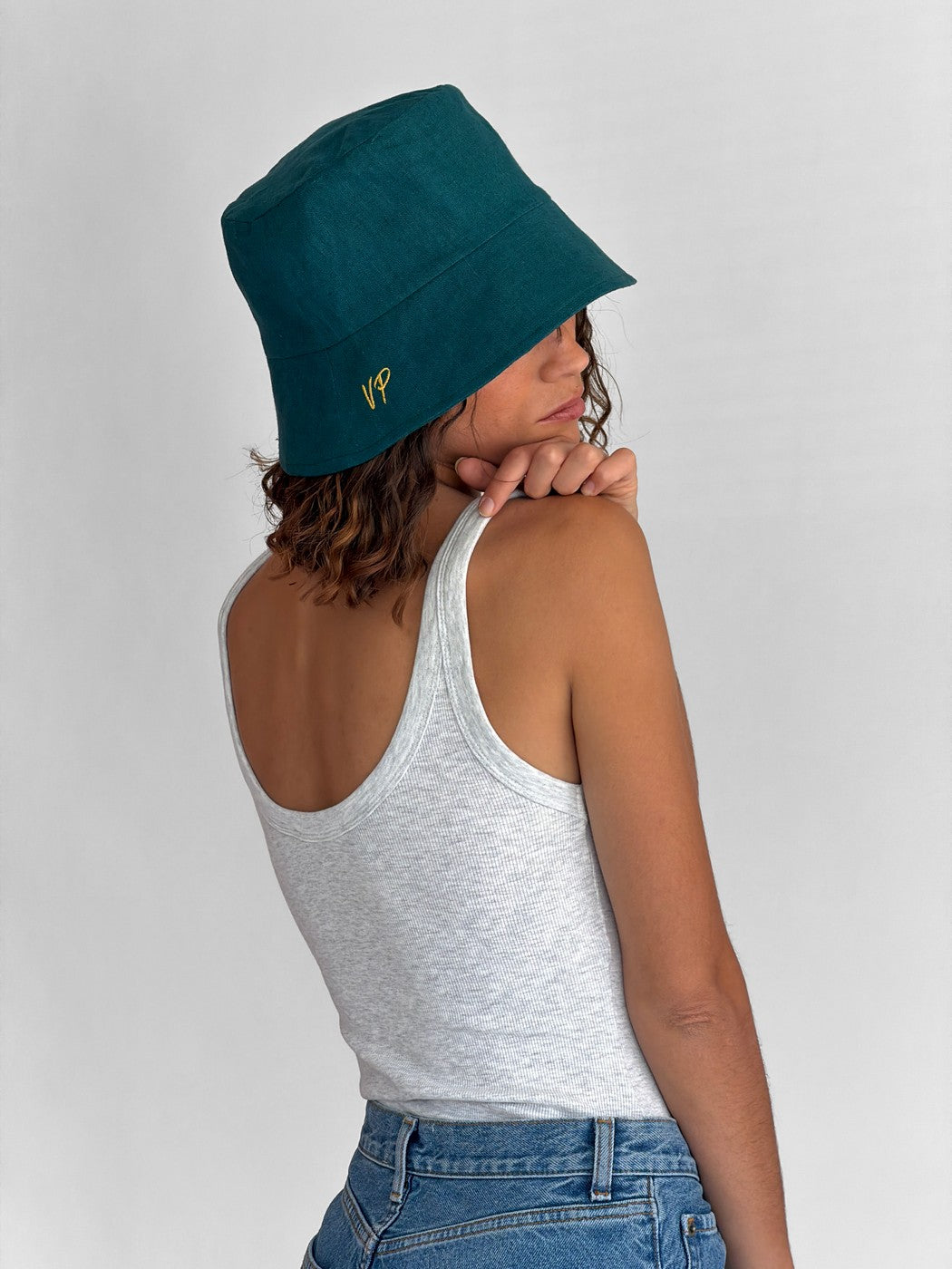 Bob Saul - Canard Linen