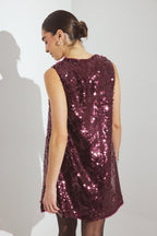 Vestido Corto Trapecio con Lentejuelas Burdeos