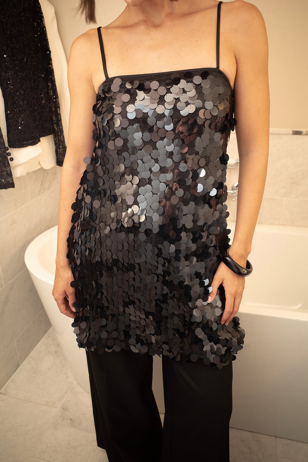 Robe Nuisette Courte À Sequins Noir