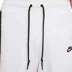 Short Nike Tech Fleece - Gris Clair, Noir