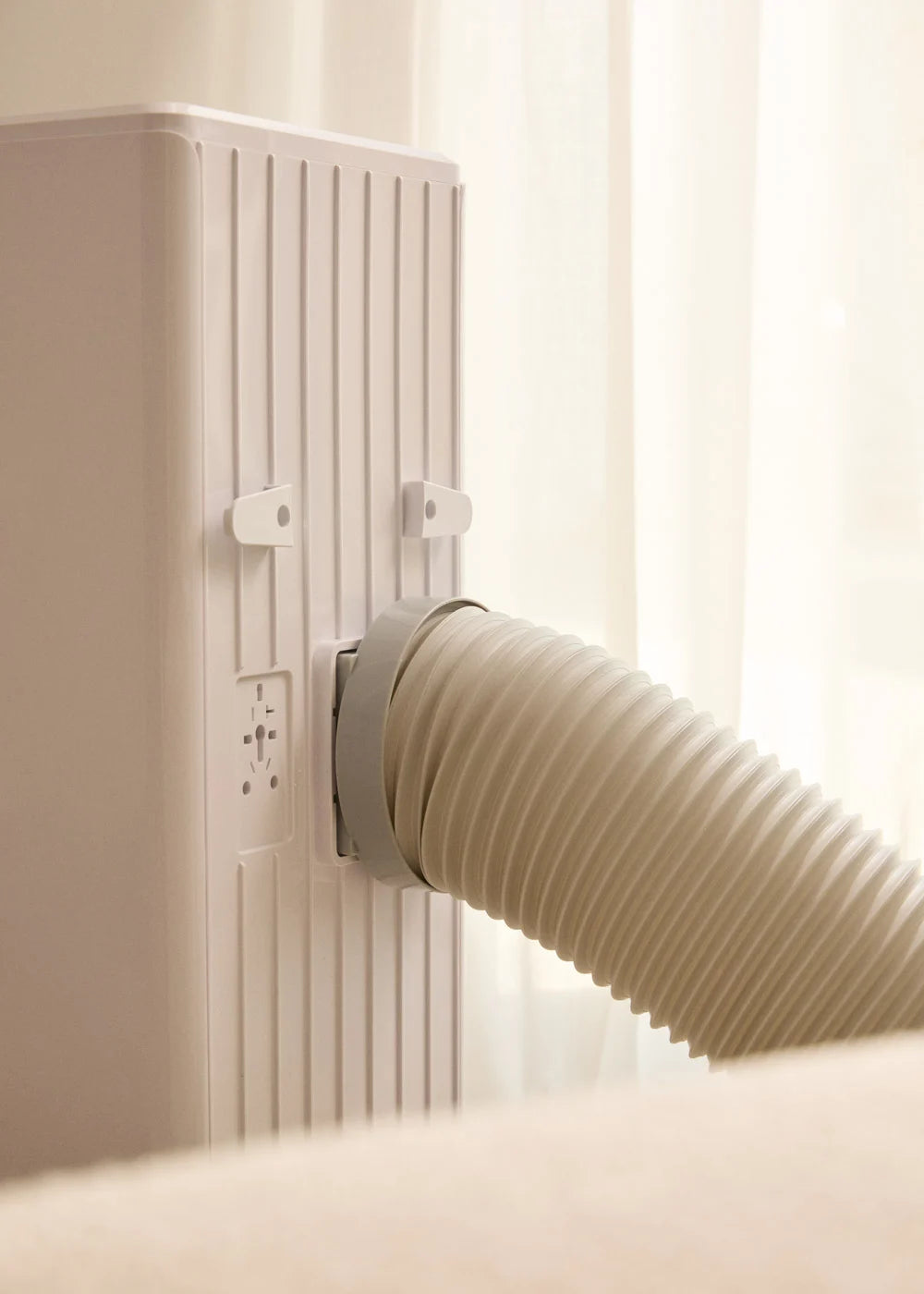Silkair Dual Connect 9000 - Climatiseur Portable 4 En 1 Wifi 9000 Btu Avec Pompe À Chaleur - Avec Kit D’Extraction Pour Fenêtre Coulissante Et Oscillo Batante - Blanc Cassé
