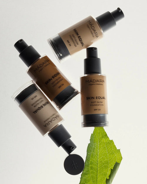 Skin Equal Fond De Teint Éclat Spf20