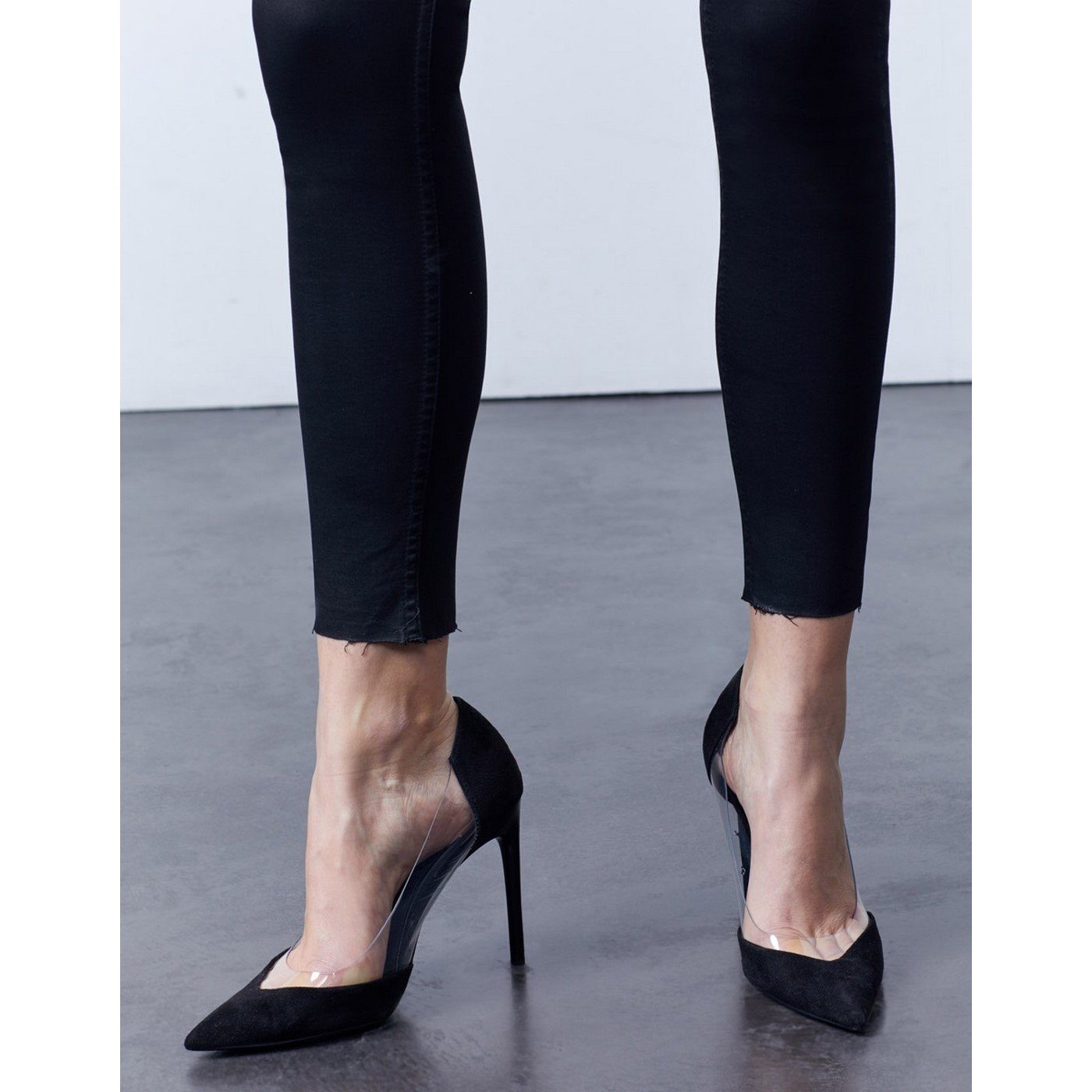 Skinny Cropped Basic Lily Enduction - Black