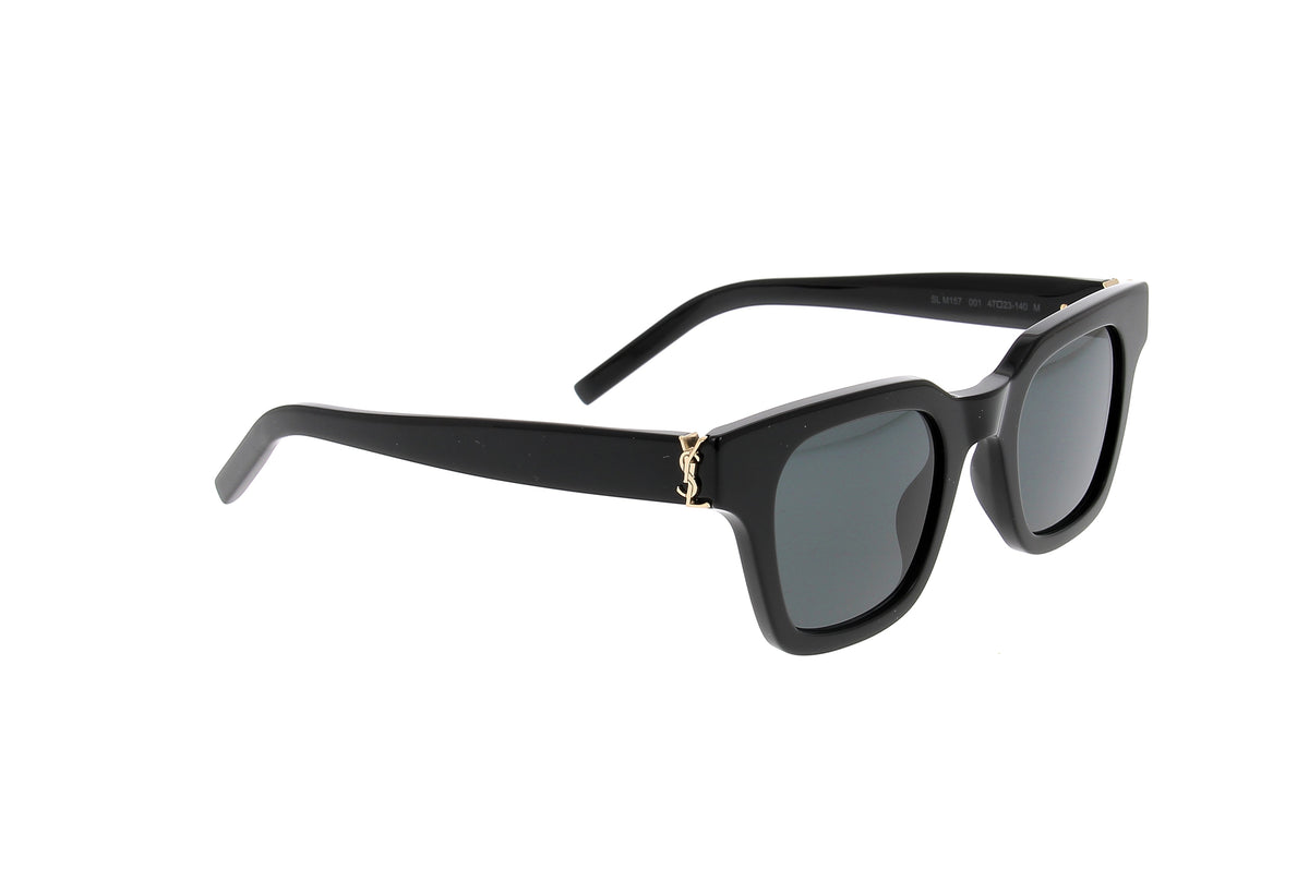 Luxury Eyewear – Gafas De Sol - Saint Laurent, gafas de sol negras con cristales oscuros, sobre fondo blanco