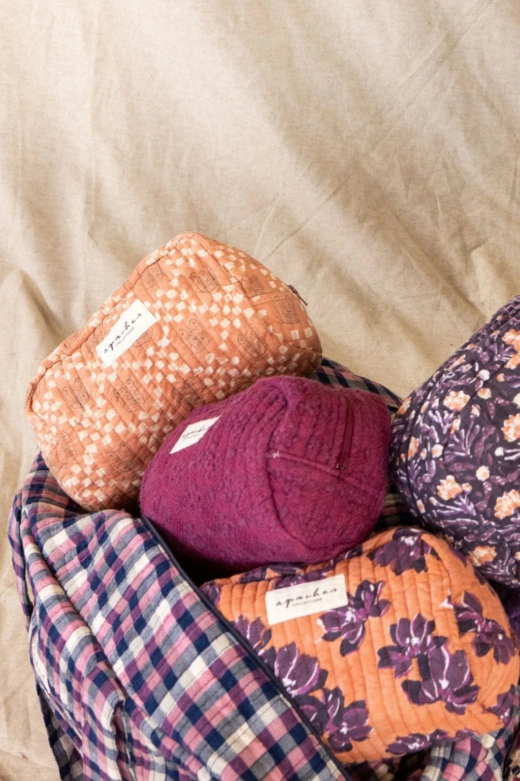 Small Trousse Gaya
