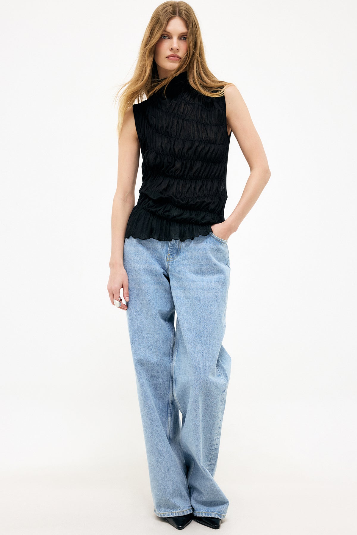 Top in jersey smock senza maniche - Nero