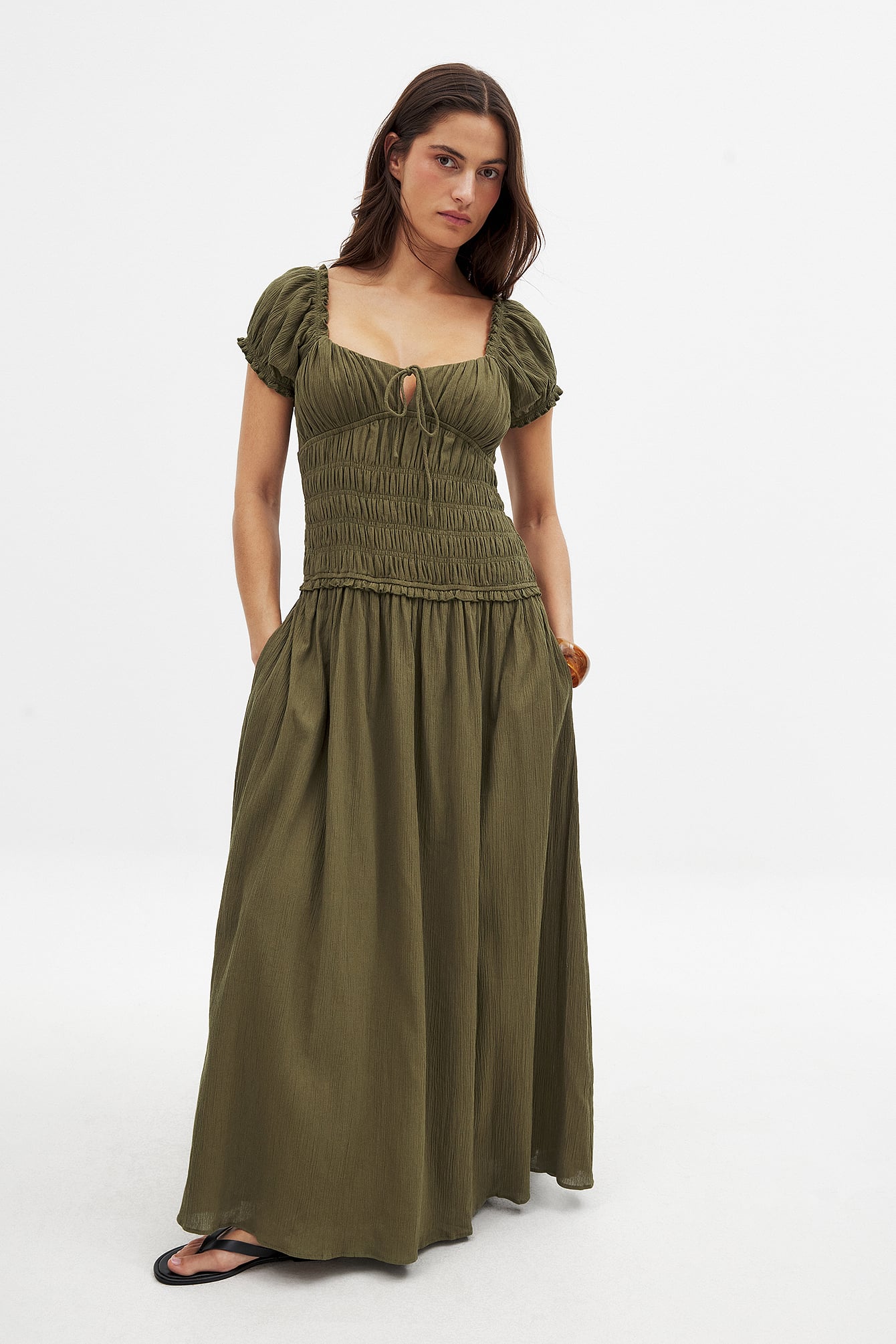 Vestido Largo Fruncido de Mangas Cortas Verde