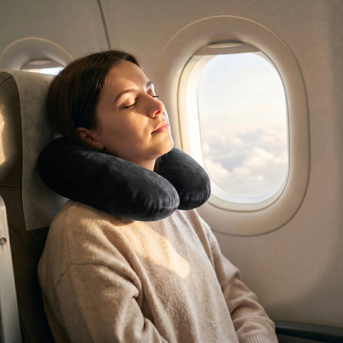 Travel Neck Pillow - Black