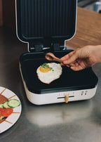 Stone Studio Pro - Multifunction Grill with 180º Opening - Off-White