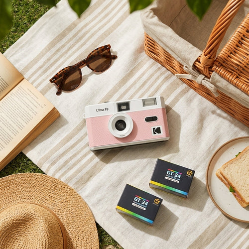 Appareil Argentique - ULTRA F9 - Baby Pink - 2 Pellicules Couleur Offertes - Kodak