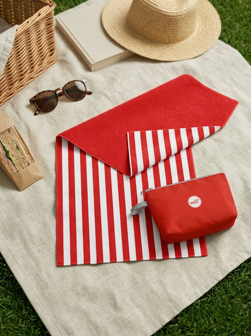 Austin - Pochette Isotherme Accompagnée D'une Serviette - Rouge - Textile
