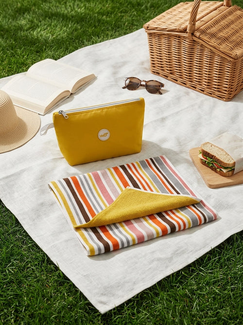 Austin - Pochette Isotherme Accompagnée D'une Serviette - Jaune - Textile