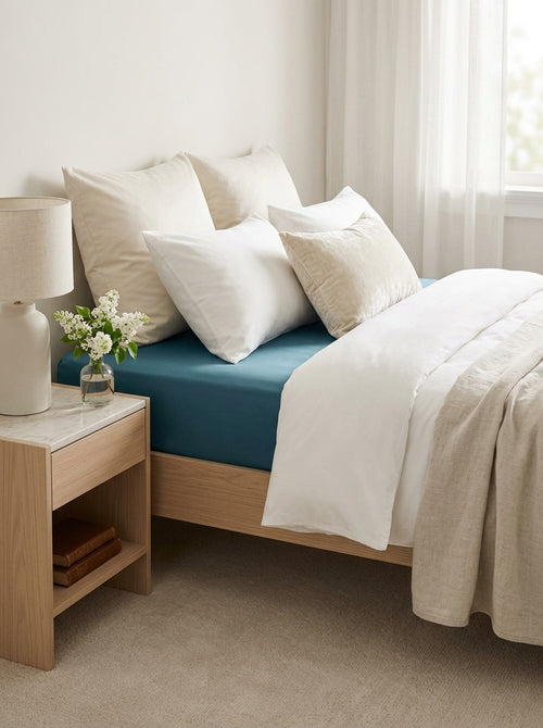 Buddleia / Buddleia Small - Plain Cotton Satin Fitted Sheet Teal Blue