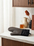 Black Silicone Oven Mitt