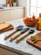 Sève - Juego de 3 utensilios de repostería - Silicona y madera de acacia - Plata / Madera