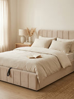 Aviala - Cama contenedor de terciopelo con cabecero + somier de láminas - Beige