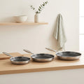 Trinox - Sæt med 3 pander - Rustfrit stål med non-stick belægning uden PFAS - Ø24/28/30 cm