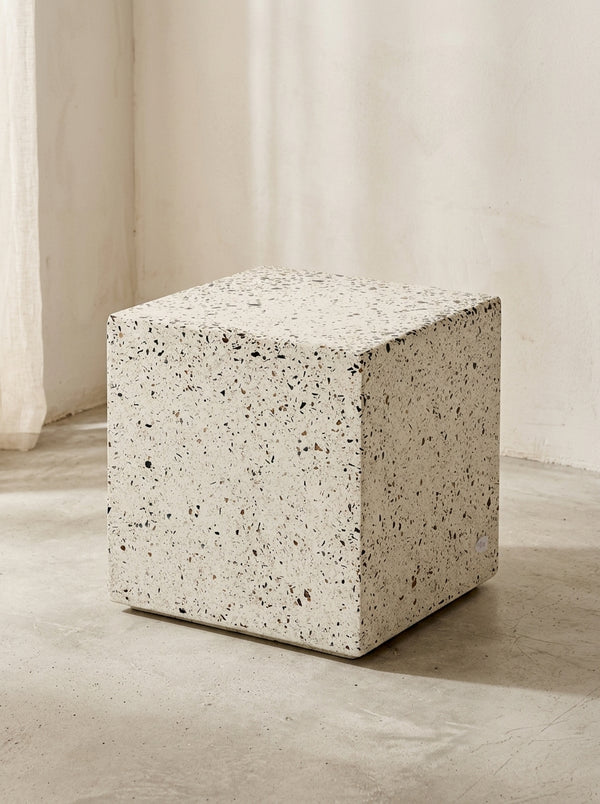 Pawn - Stolik Pomocniczy - L - Terrazzo - Biały