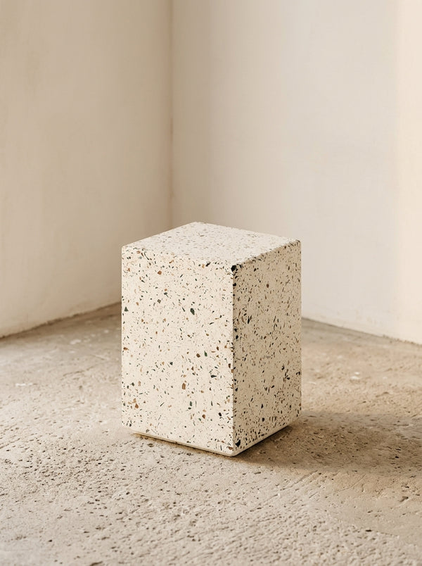 Pawn - Stolik Pomocniczy - M - Terrazzo - Biały
