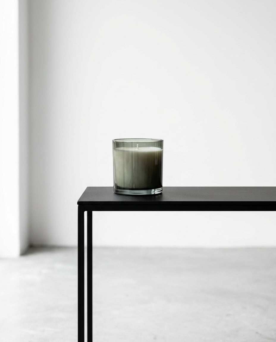 Candles Antwerp - Duftlys - M - Sojavoks Og Paraffin - Røggrå
