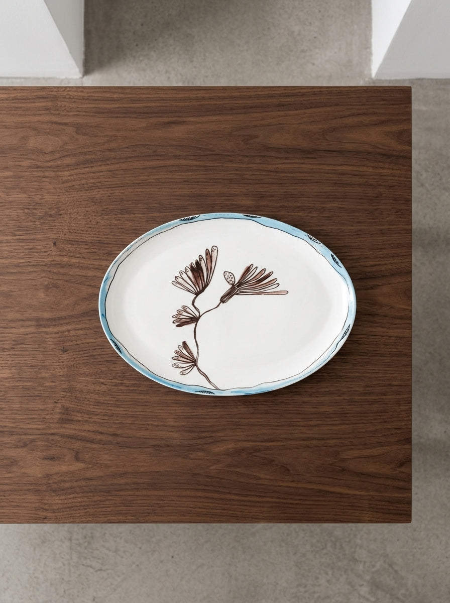 Midnight Flowers - Assiette Ovale °2 - L - Porcelaine Bone China - Camelia Aubergine