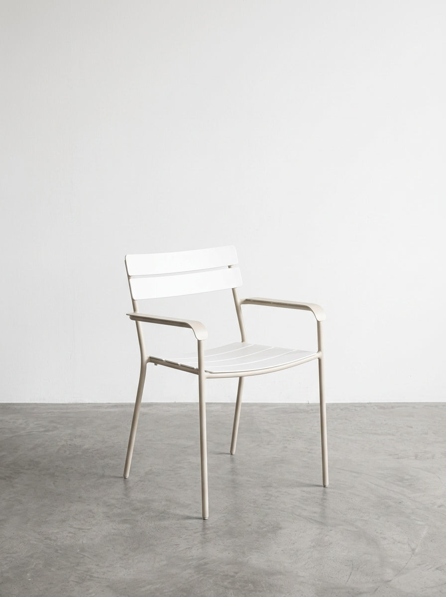 August - Chaise À Accoudoirs - Aluminium - Sable