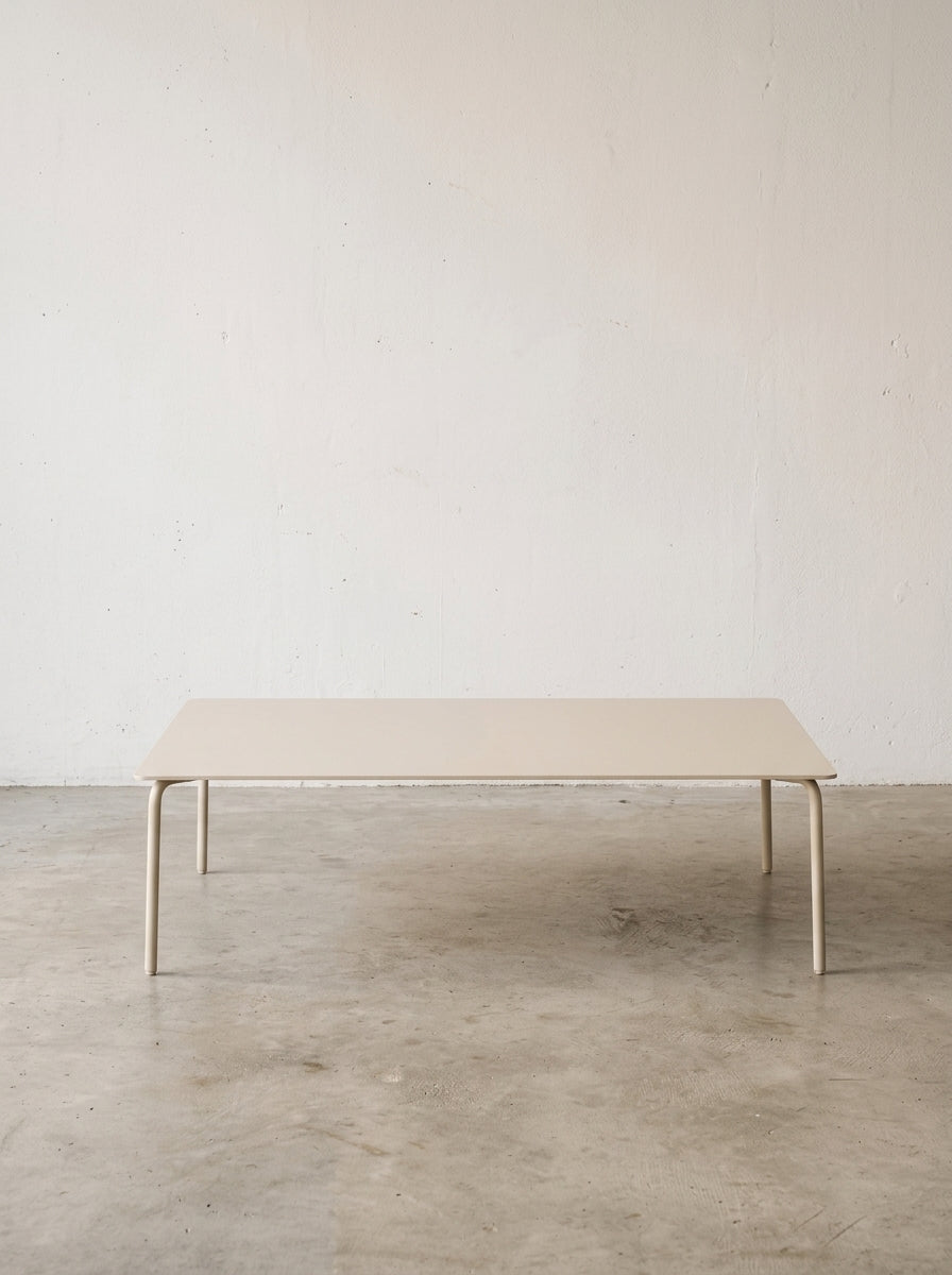 August - Table Basse - Aluminium - Sable